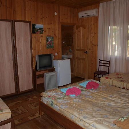 Эко-Отель Гагра Gagra Exterior photo